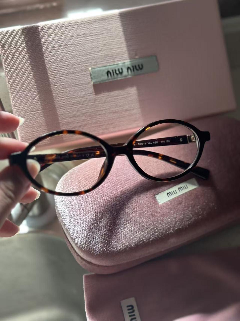 미우미우  MiuMiu   안경