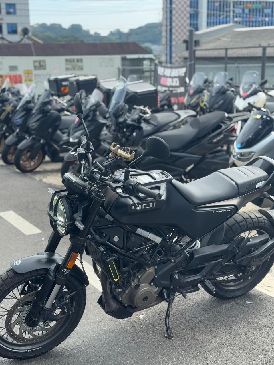 허스크바나 스바르트필렌401