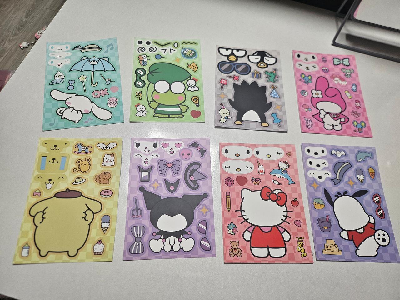 산리오 캐릭 옷입히기 스티커