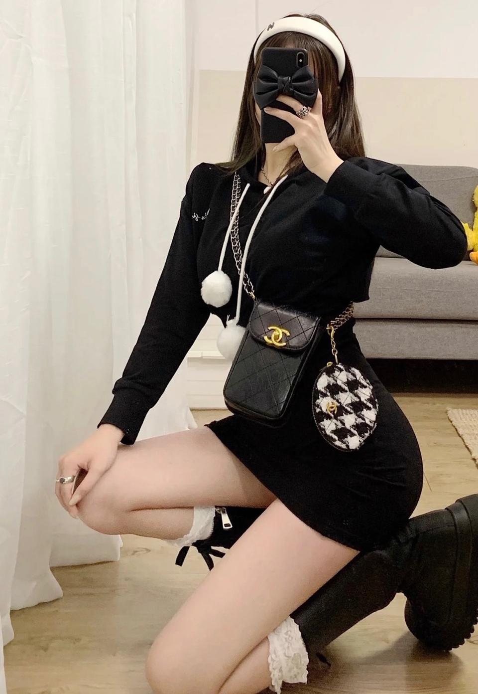 샤넬 뷰티 크로스백 폰백 + 원형 지갑 세트