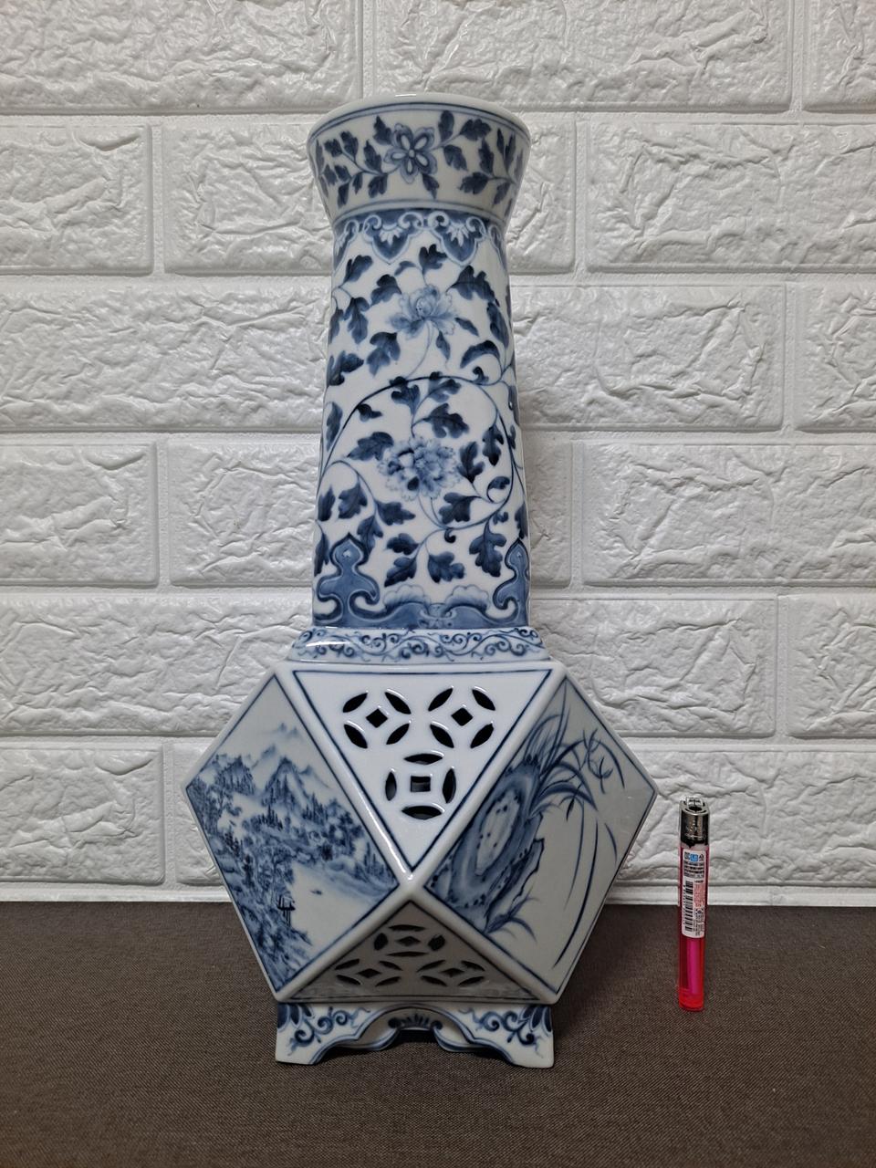 청화백자 투각산수죽문양4각8면주병 도자기