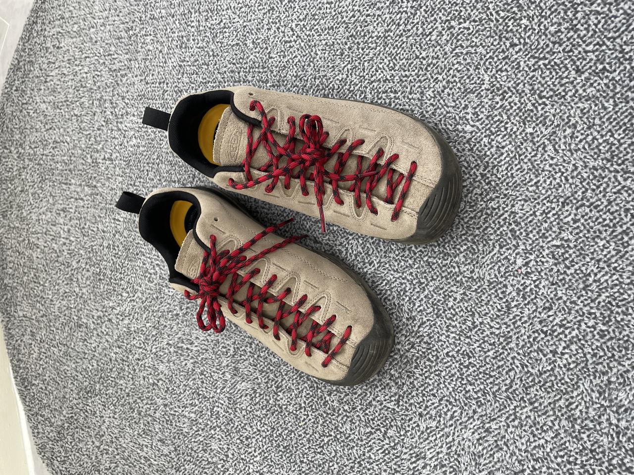 [275] 킨 재스퍼 스웨이드 스니커즈 실버 밍크