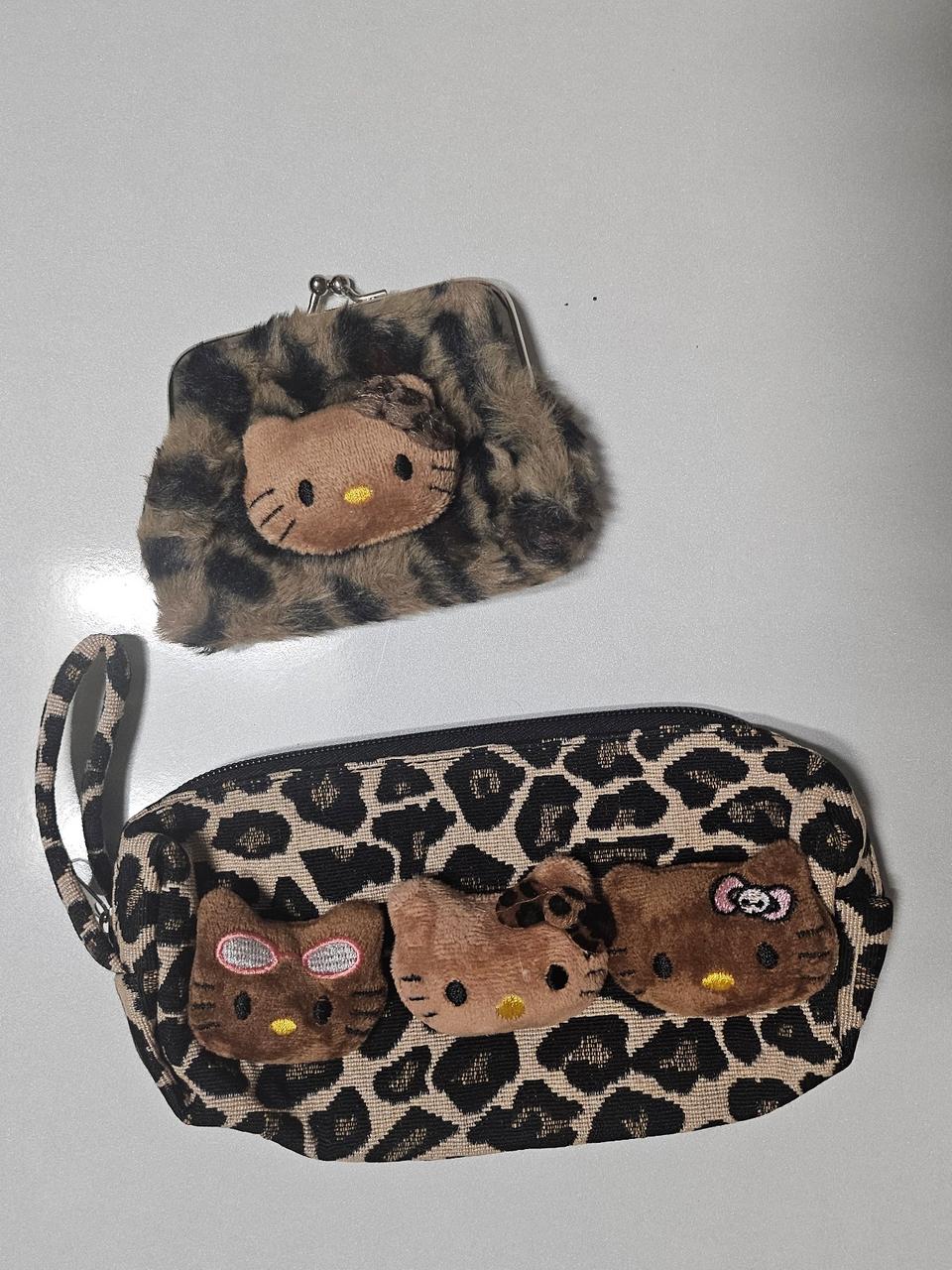 헬로키티 레오파드 파우치 동전주머니