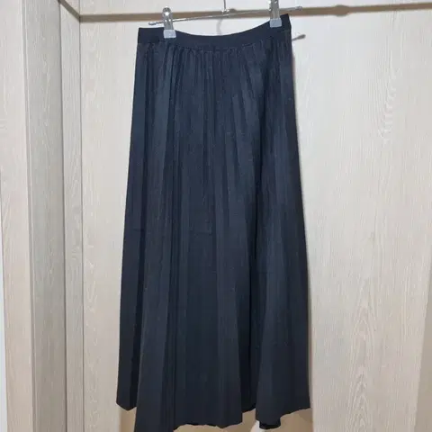 블랙플리츠 롱 스커트