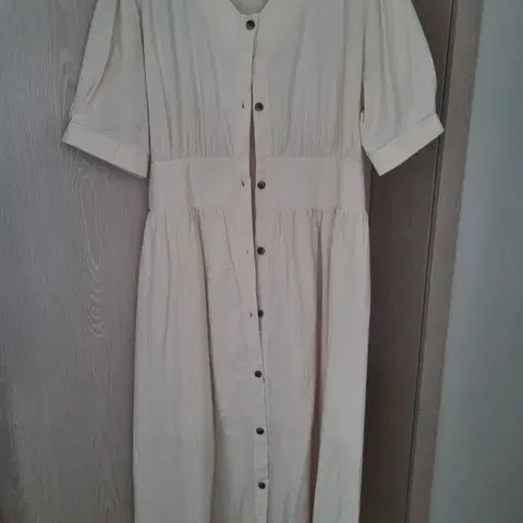 Chili-kek 크림색 롱 원피스 55ㅡ66