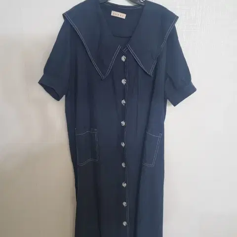 캐롤 네이비 칼라넥 원피스