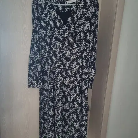 CHICHERA 플라워 롱 원피스 프리사이즈