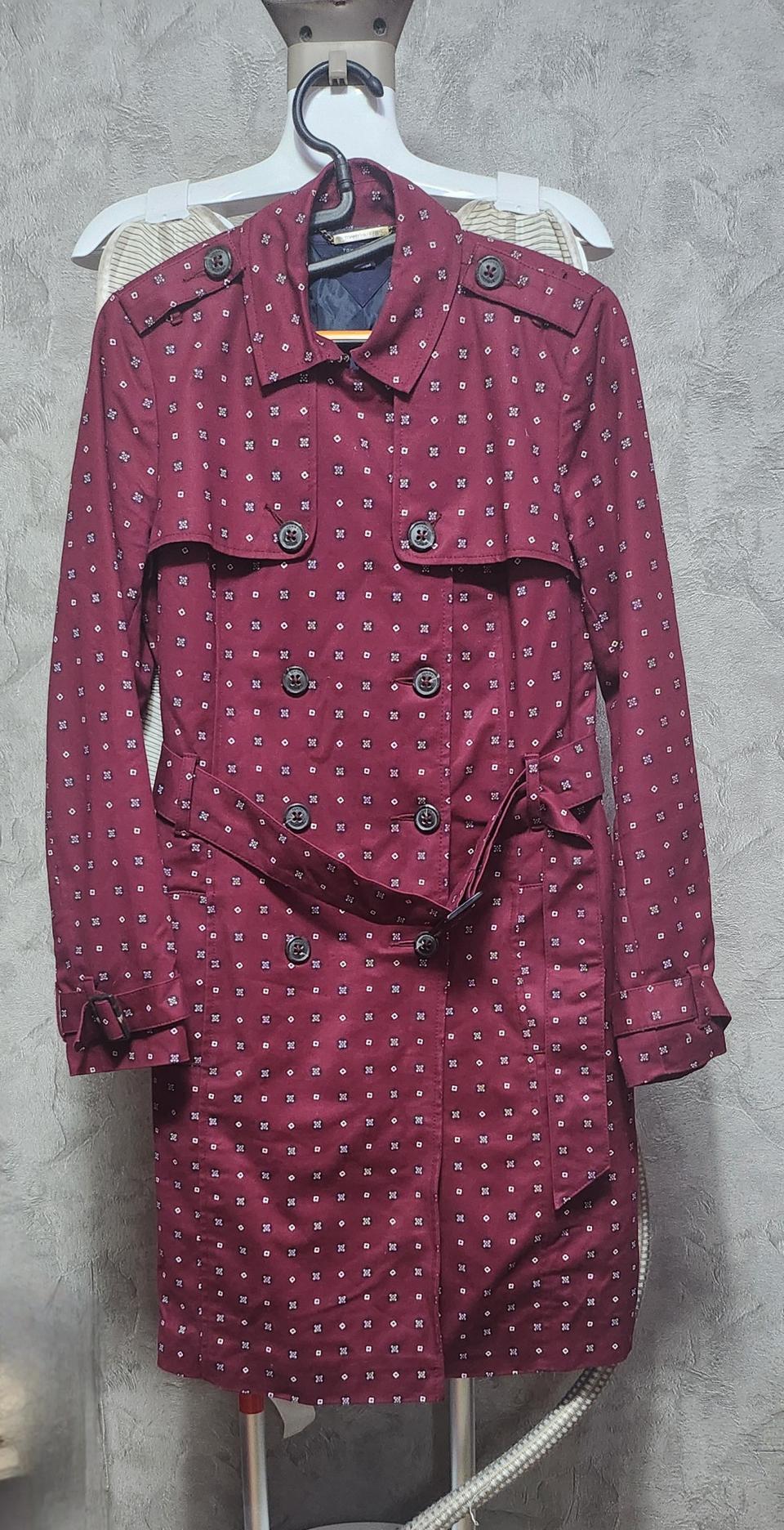 타미힐피거트렌치코트