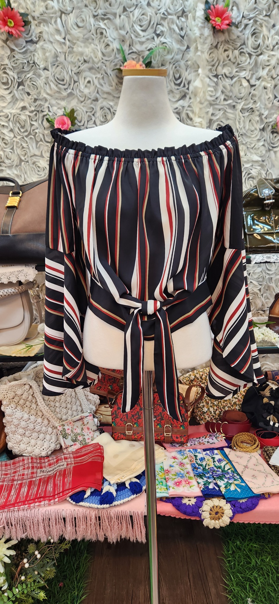 디자인 멋진 게스 블라우스(55~66)