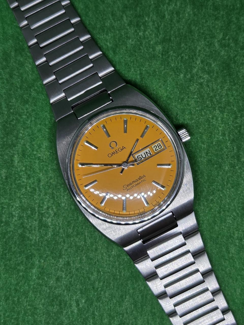 오메가 고구마 옐로우 다이얼