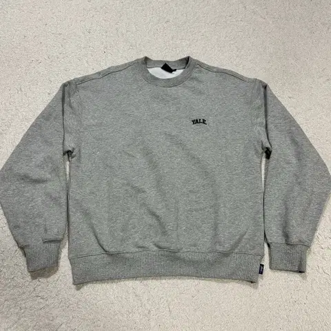 예일 맨투맨 그레이 m