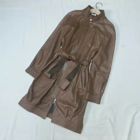 브루넬로쿠치넬리 리얼레더 코트 42