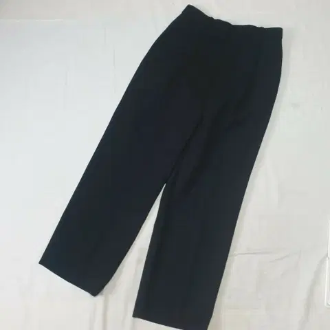 언더스탠딩 24fw 핀턱 와이드 팬츠