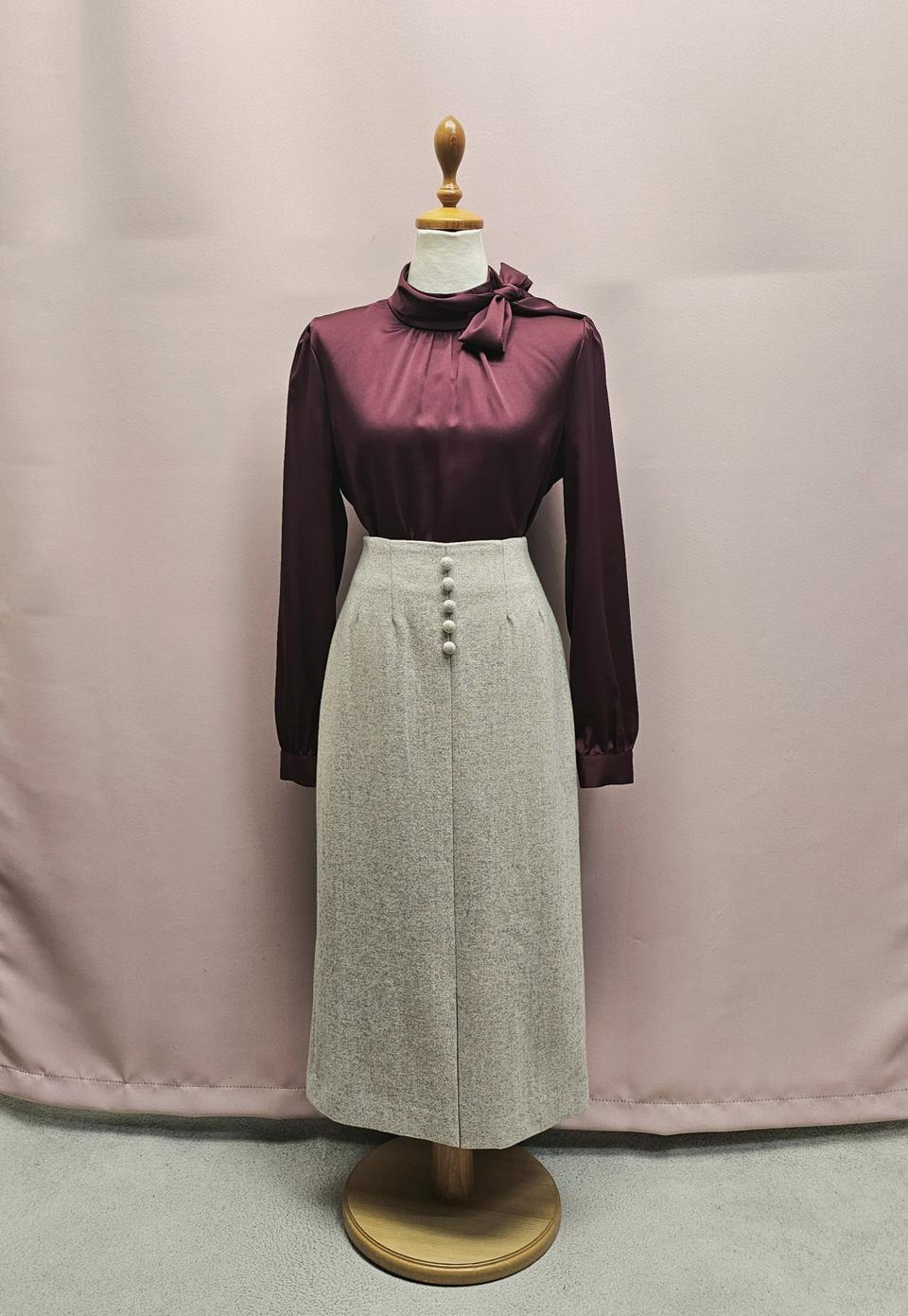 ERUME 이루미 버튼 앞트임 울 롱스커트