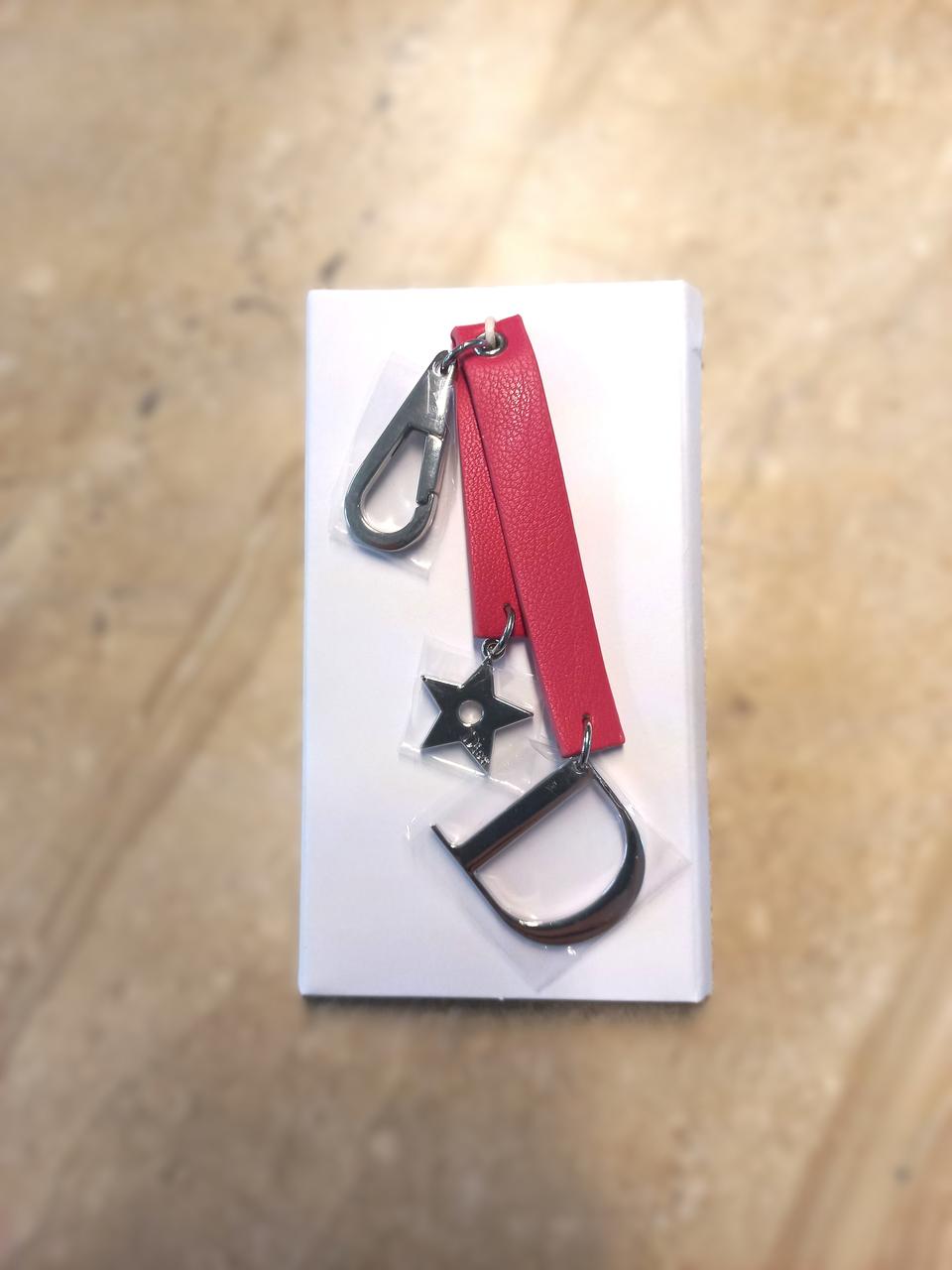 디올 Dior 핑크 레더 키링 / 참 (새제품)