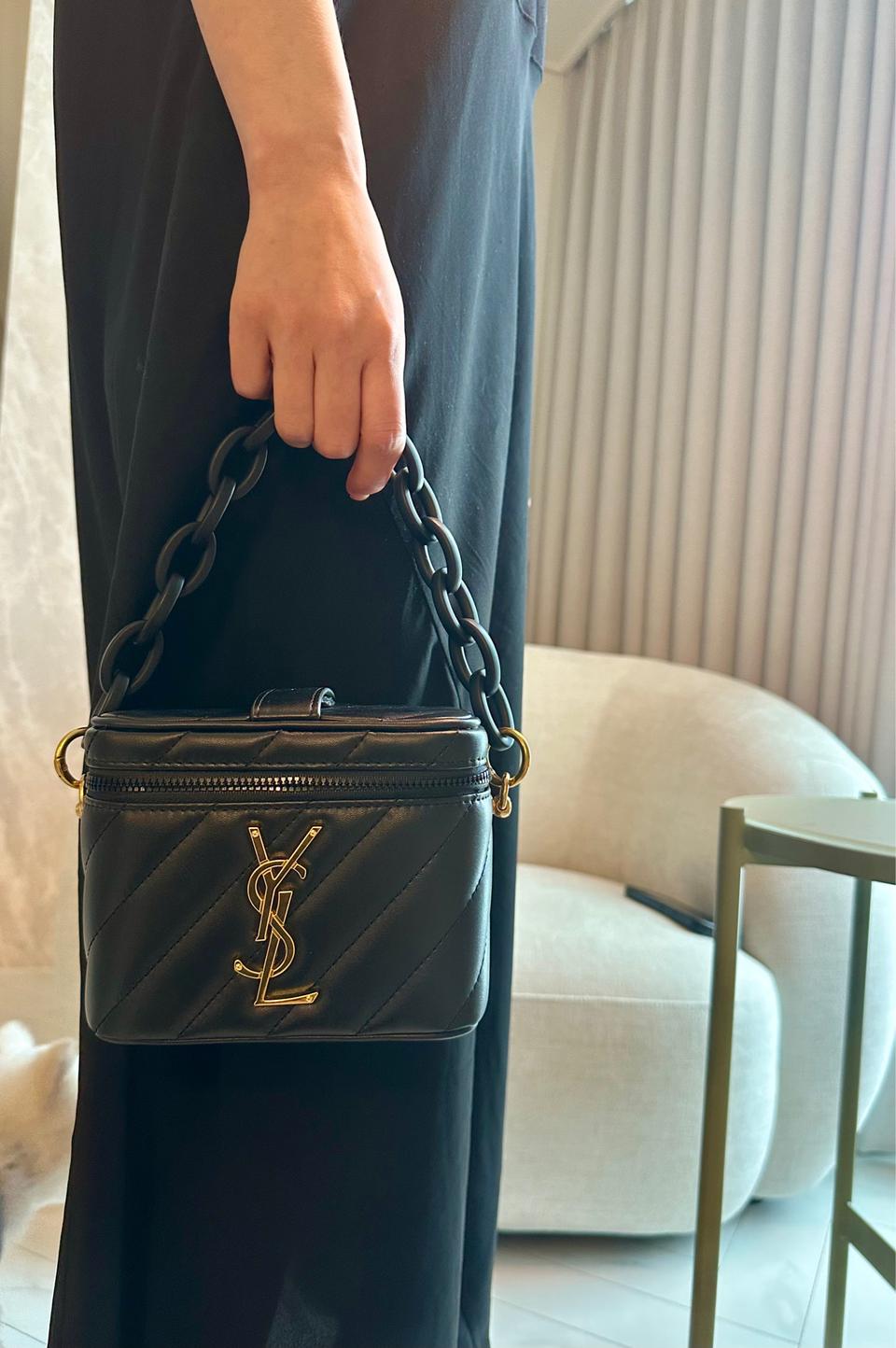 입생로랑파우치백