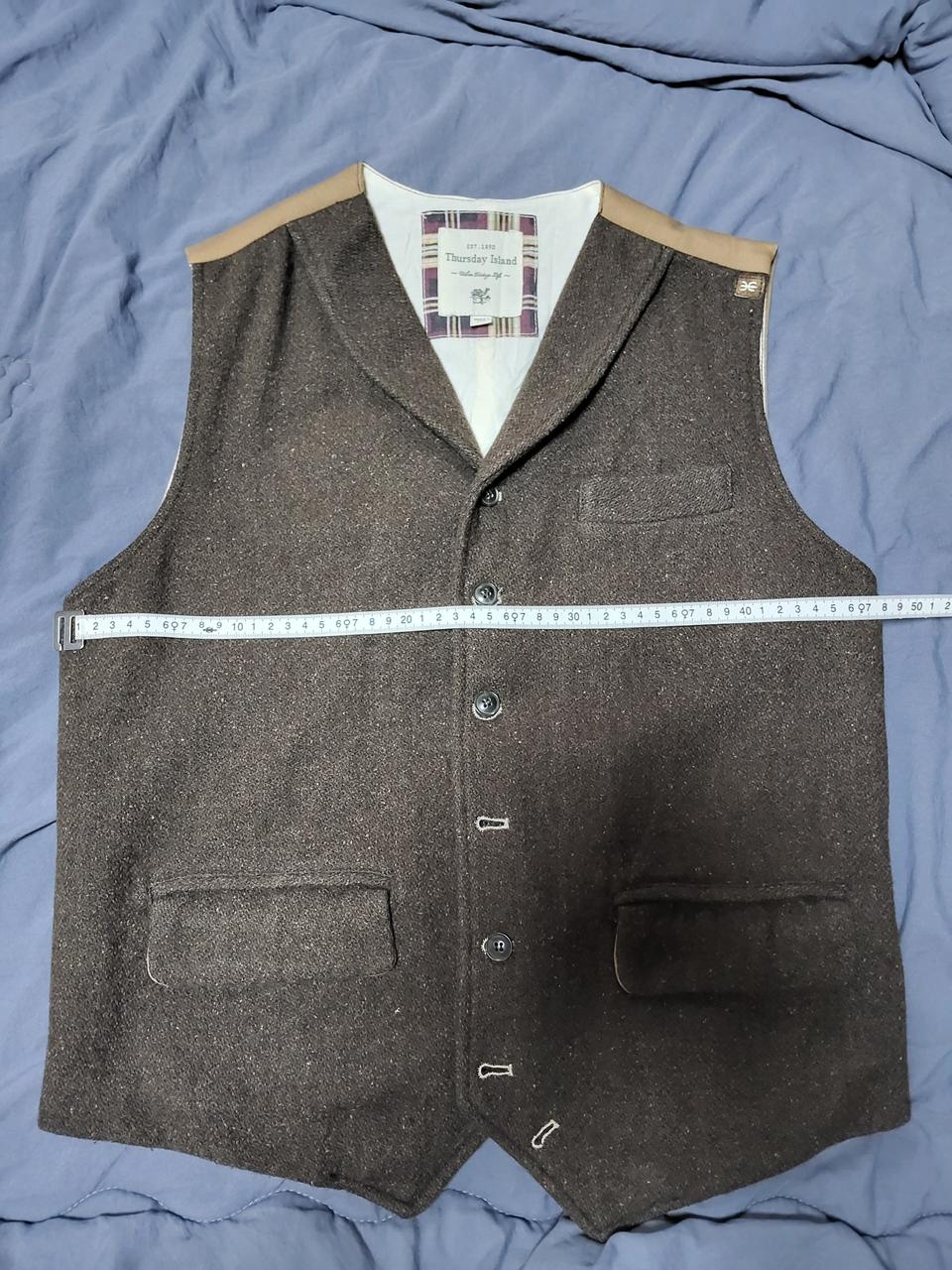 써스데이아일랜드모직베스트