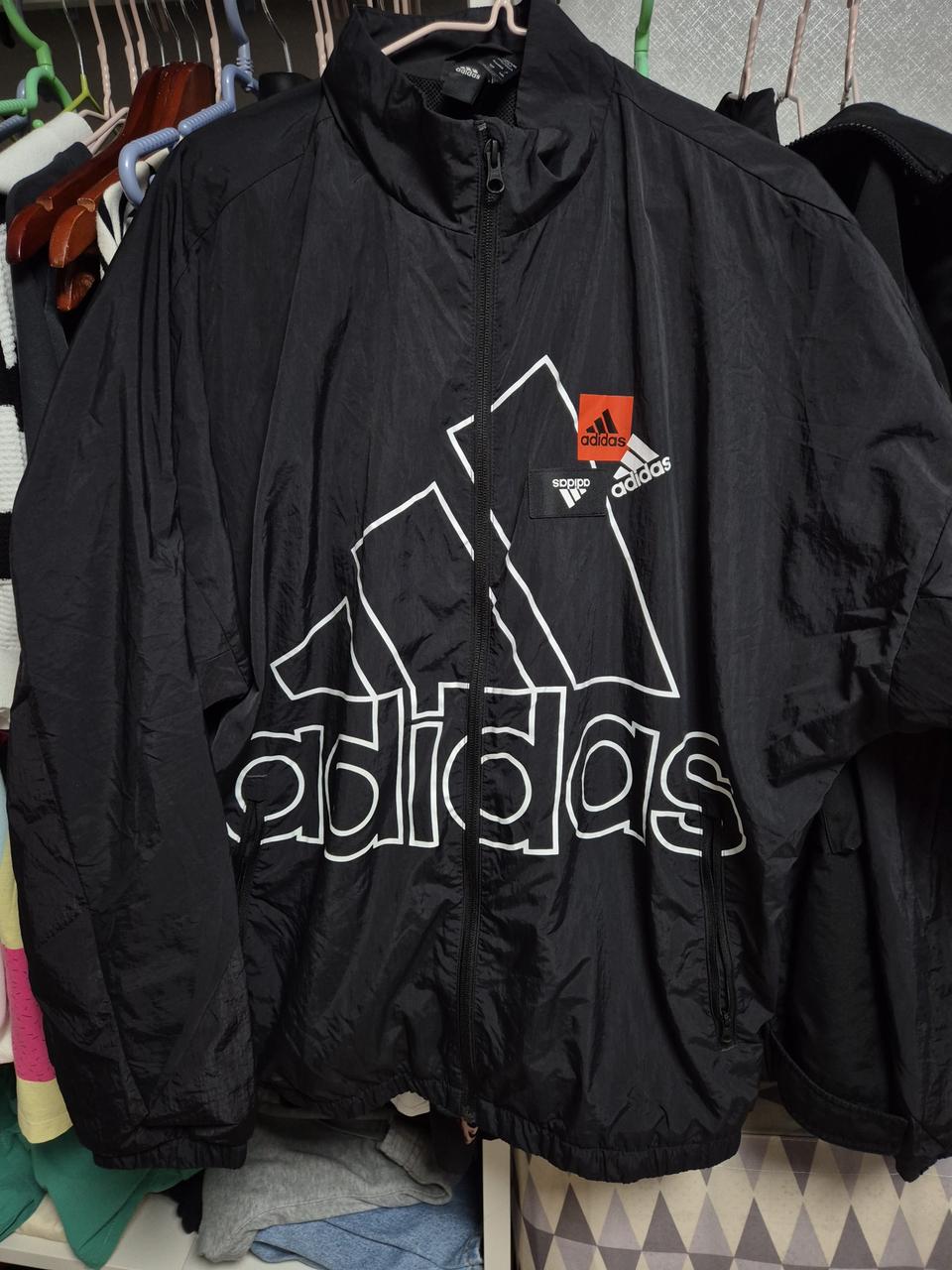 아디다스 우븐바람막이(M)
