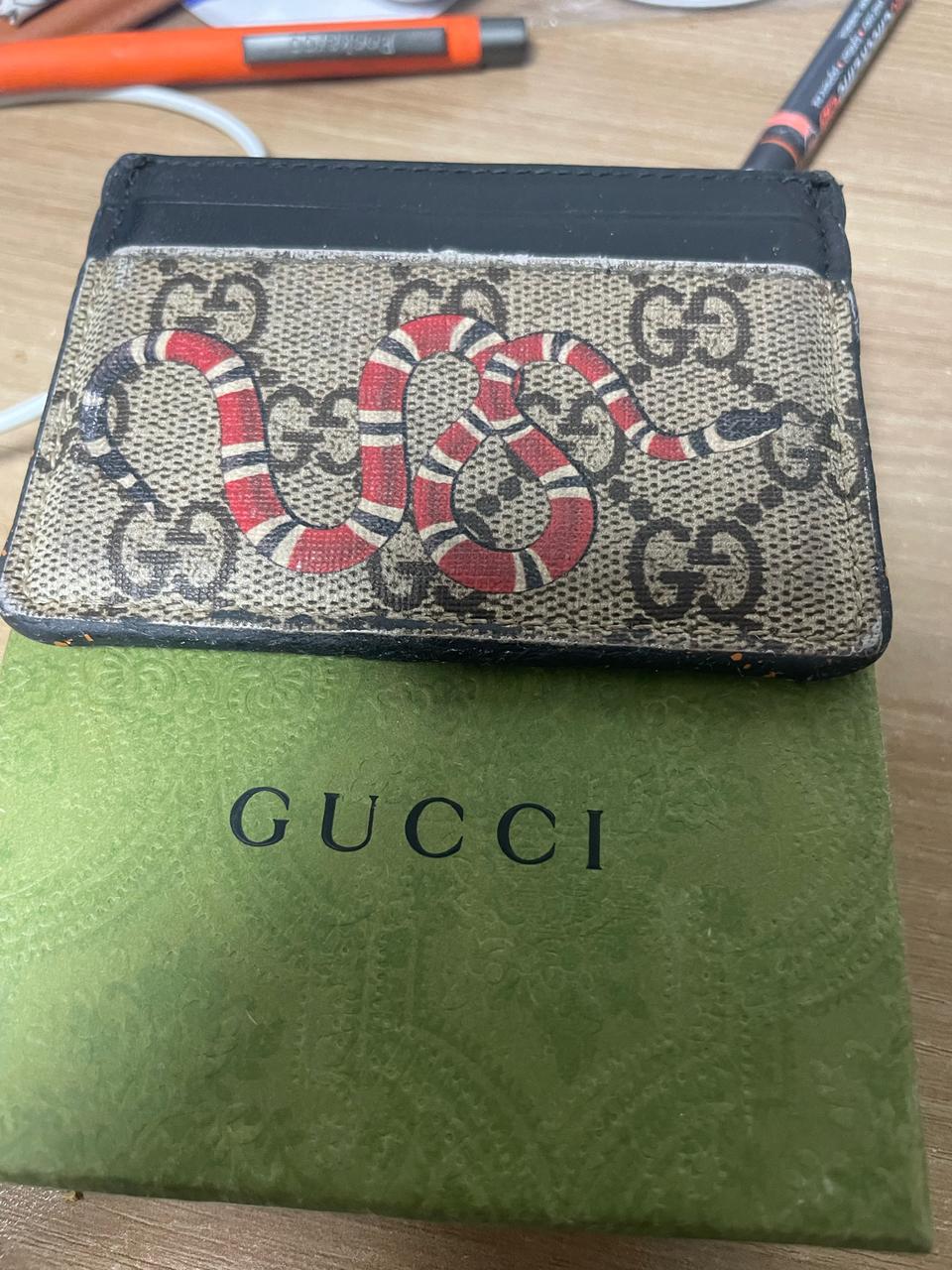 구찌 킹스네이크 카드지갑 백화점판