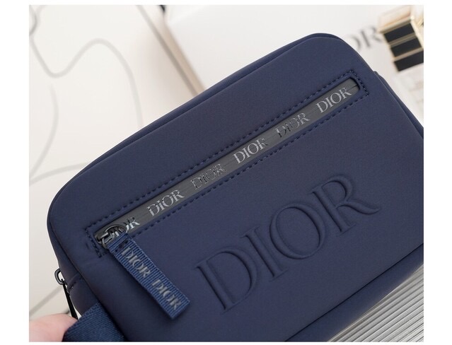 디올뷰티 스트랩 옴므 파우치 클러치