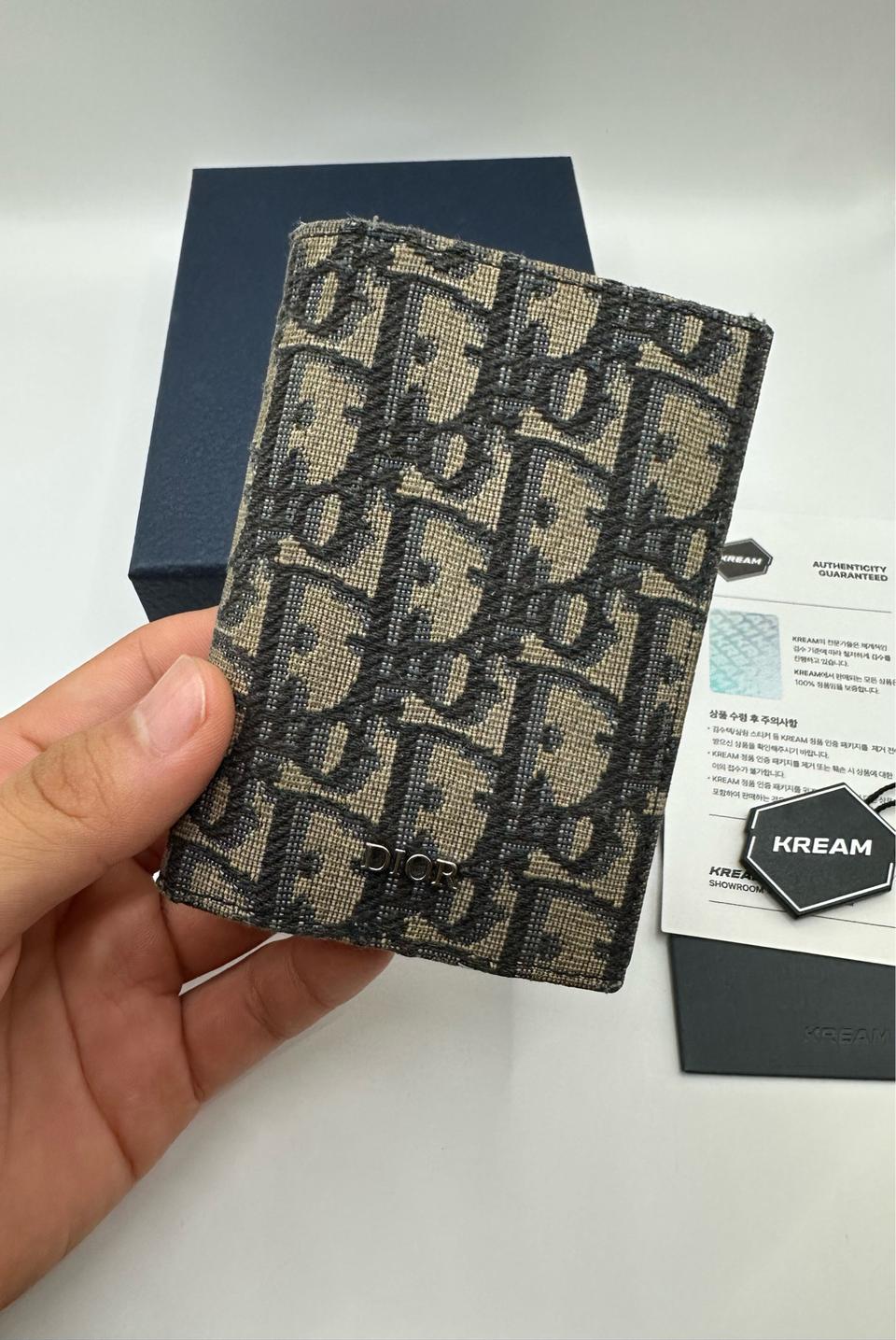 디올 오블리크 오거나이저