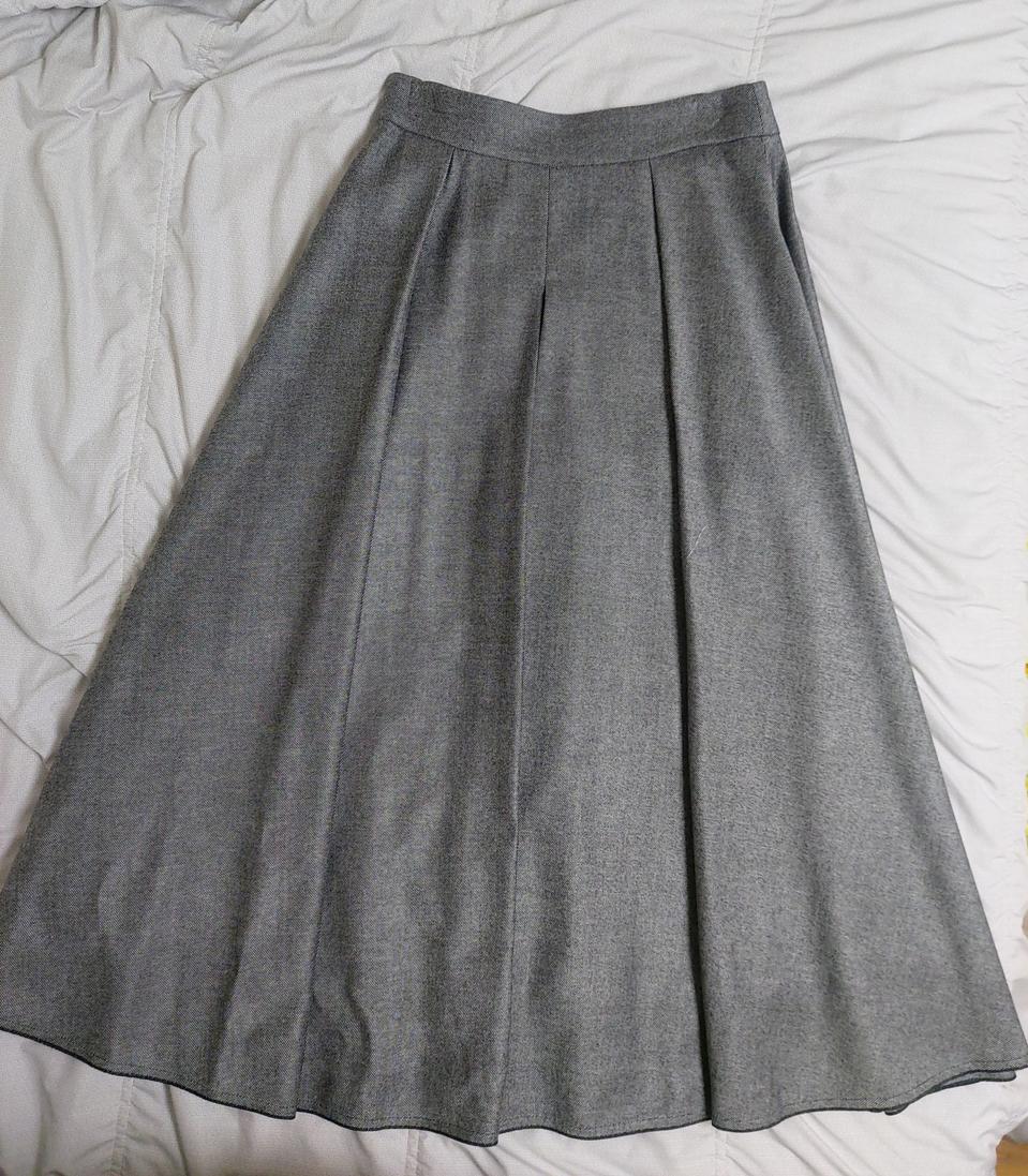 미샤MICHAA 가을겨울 모혼방롱 플레어스커트55 새상품