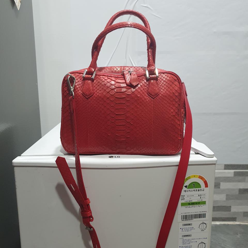 카바스토리에 뱀피천연가죽.   토트백/  크로스백