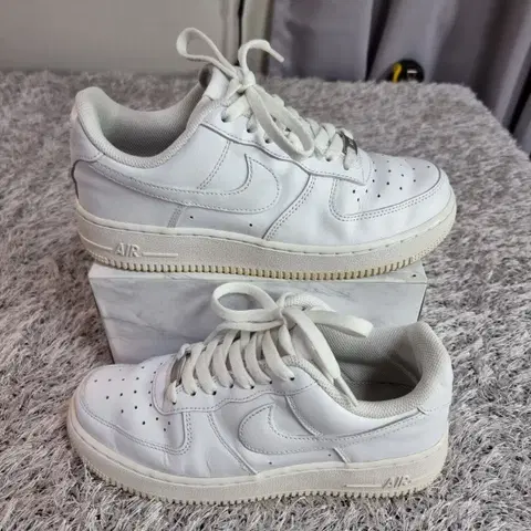 [250] 나이키 신발 에어포스 1 07 로우 화이트 운동화