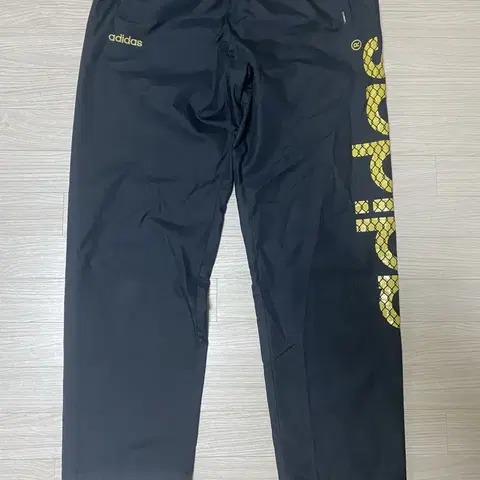 아디다스 JP 네오 우븐팬츠