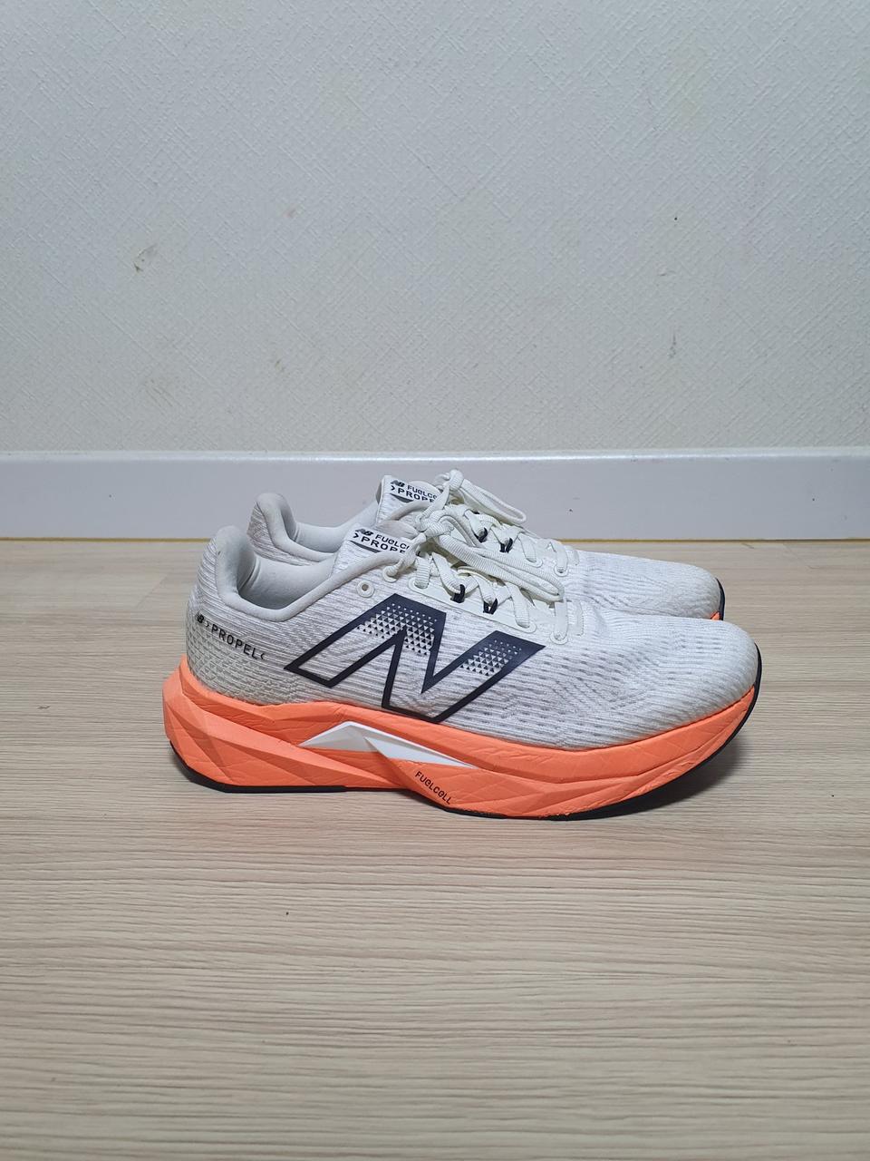 뉴발란스 퓨어셀 프로펠 v5 런닝화 270
