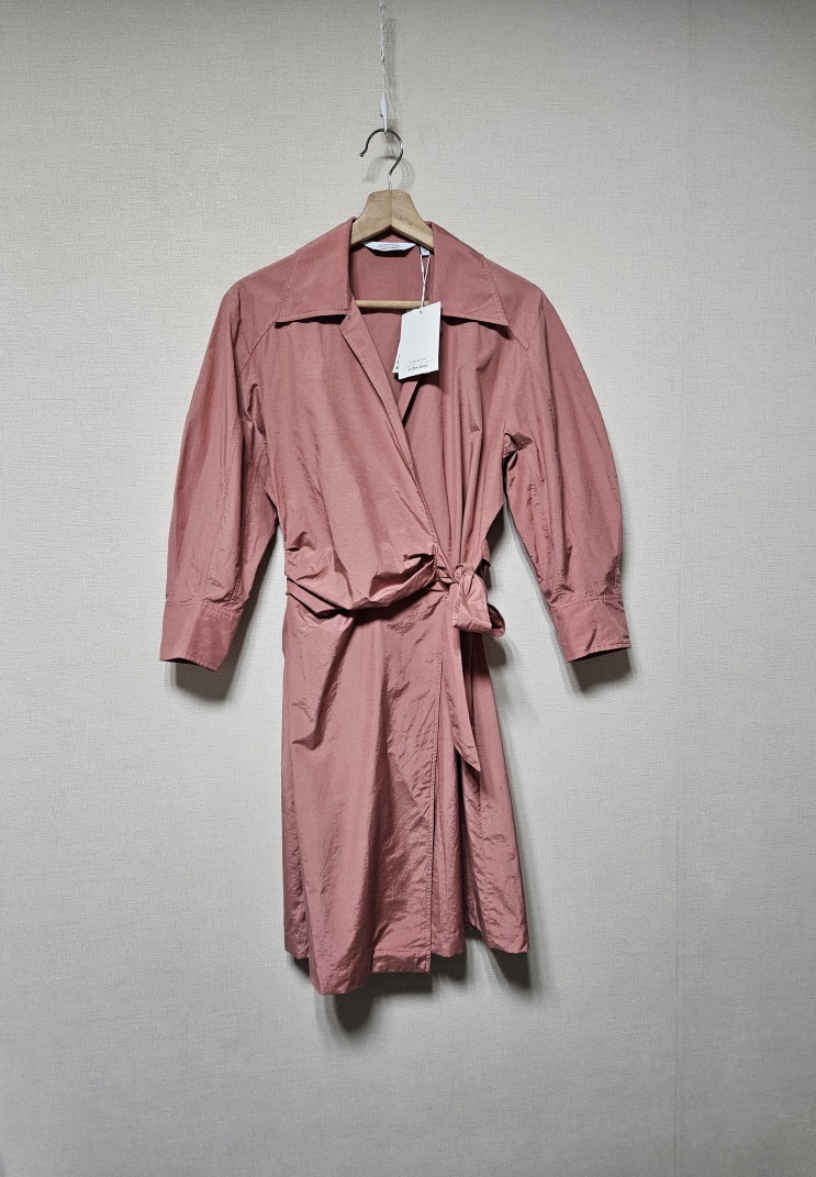 앤아더스토리즈 셔링 랩 원피스 eur 36  새상품