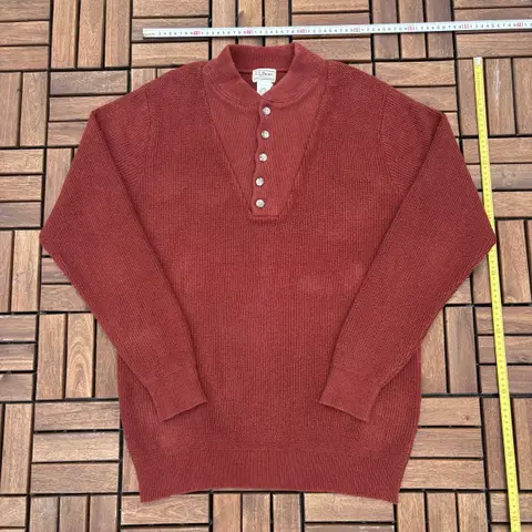 엘엘빈 버튼넥 니트 스웨터 버건디