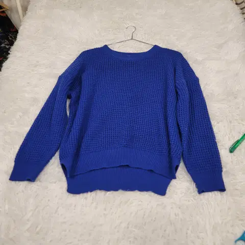 (매장정리)노브랜드 가오리 라운드 니트