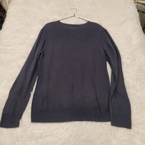 (매장정리)Knit on 얇은 니트 100