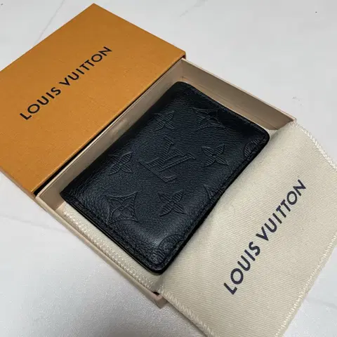 루이비통 쉐도우 오거나이저 모노그램 카드지갑