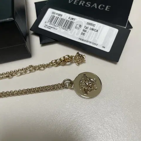 베르사체 목걸이 정품 풀박스