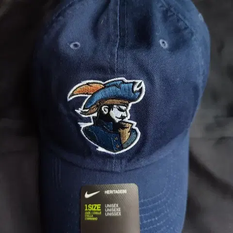 나이키 헤리티지86 볼캡