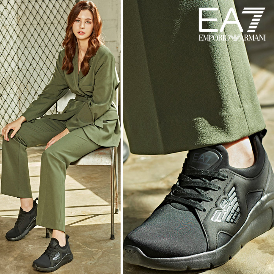 [정품] 엠포리오 아르마니 EA7 라이크라 러닝스니커즈 235(새제품)
