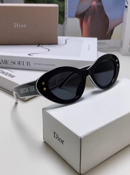 디올 선글라스