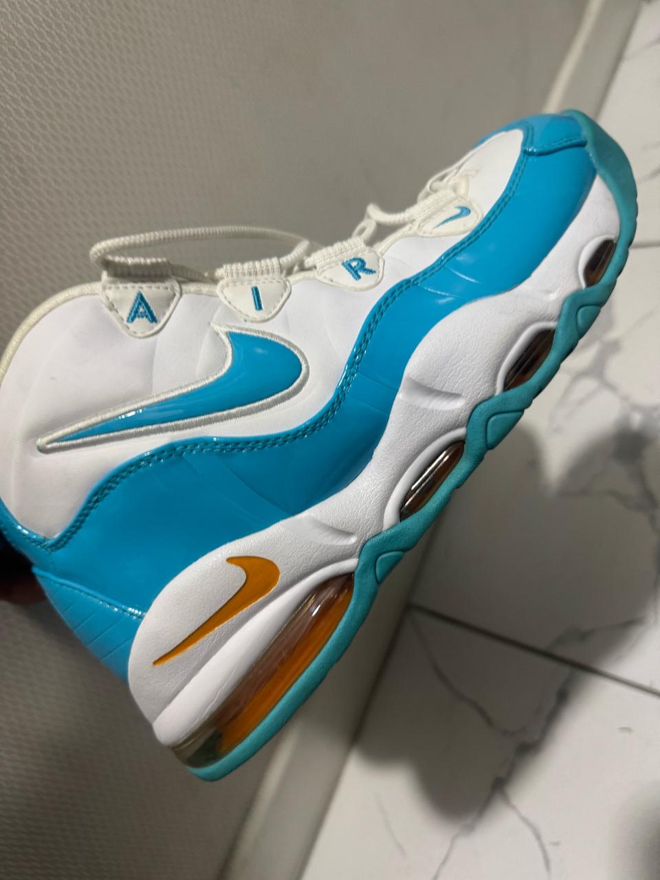 나이키 에어맥스 업템포95