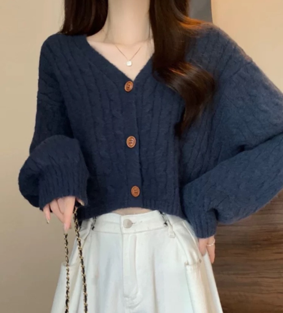 새상품 | 여성 44~66 | 네이비 크롭핏 벌룬소매 브이넥 니트 가디건