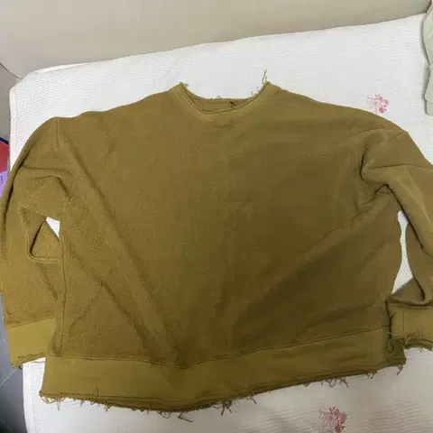 라우코하우스 맨투맨