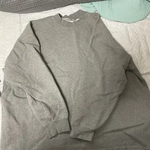 피오갓 에센셜 크루넥