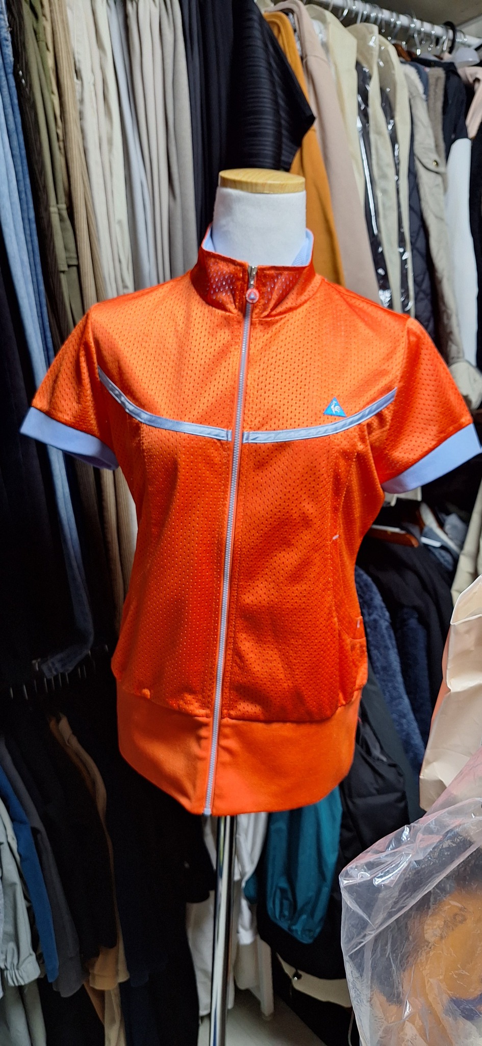 르꼬끄 반핀집업 여자