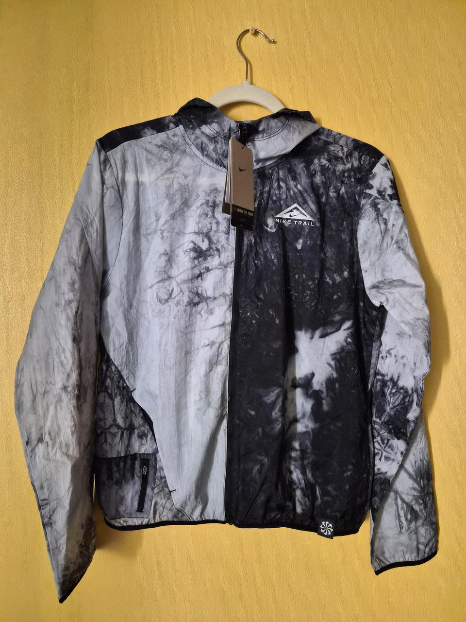 (새상품)나이키 트레일 여성 리펠 러닝재킷