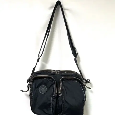 키플링 5포켓 스티치 미니 크로스백 숄더백 _ 블랙브라운