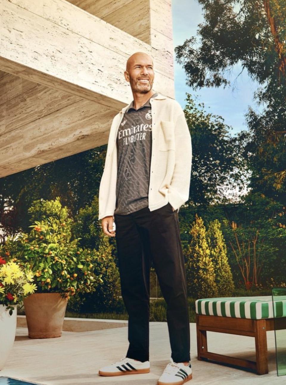 [M] 아디다스 레알 마드리드 24-25 써드 유니폼