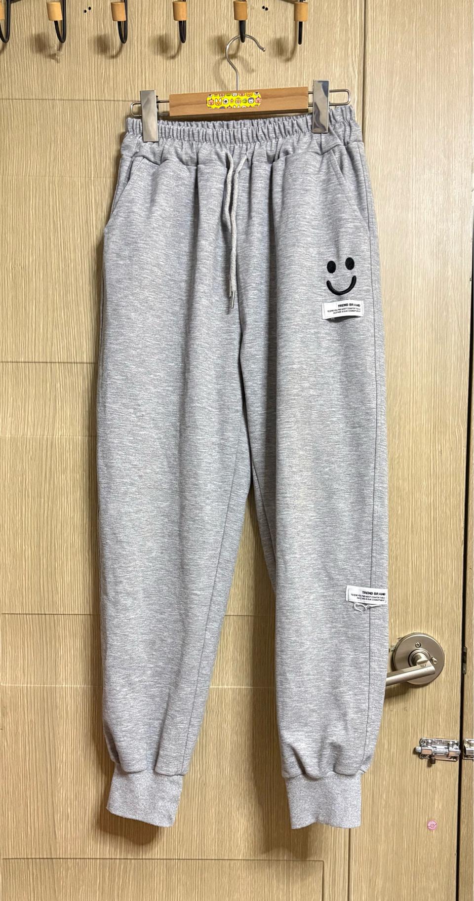 스마일자수 패치 조거바지