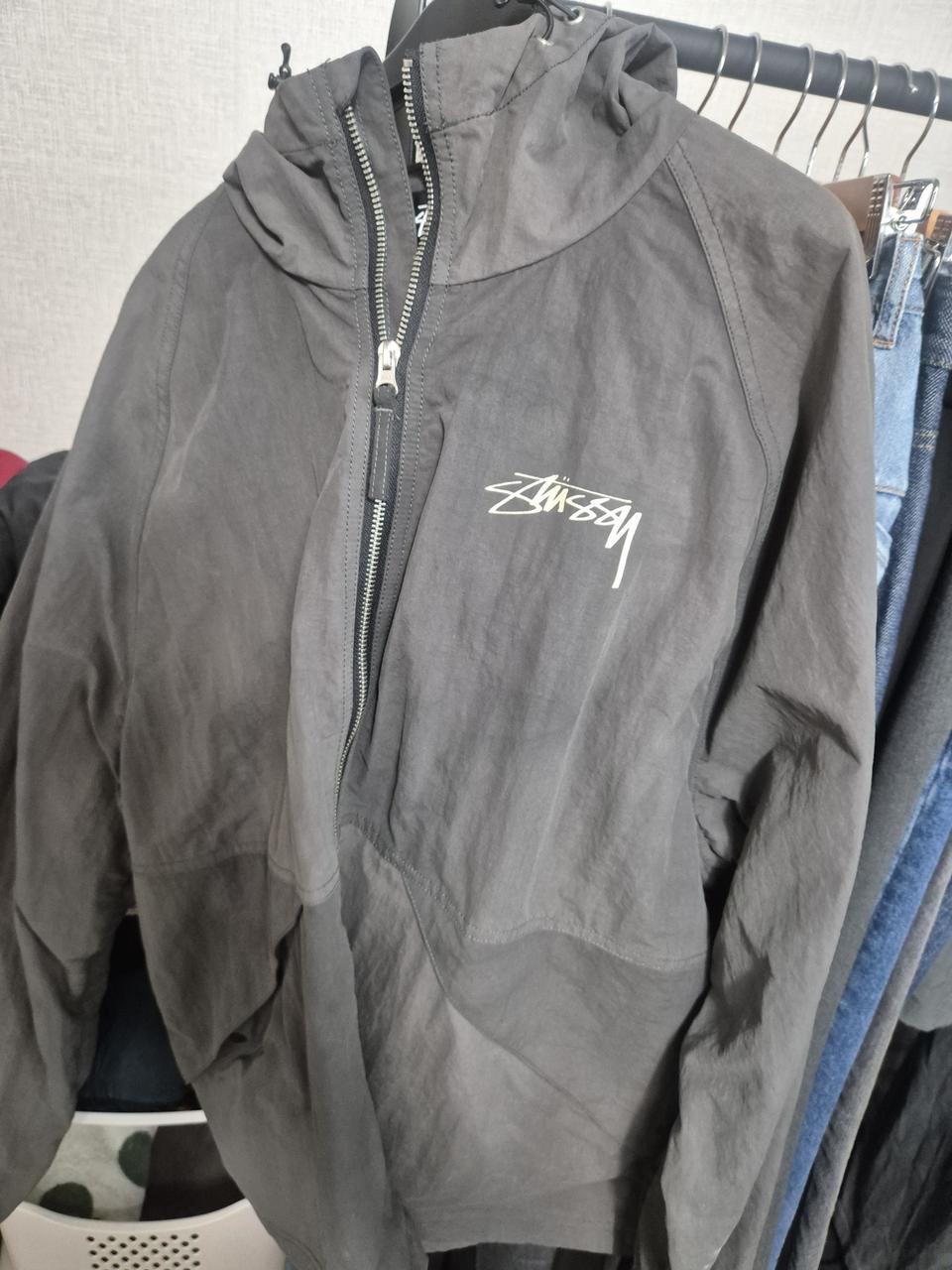 스투시 바람막이 L