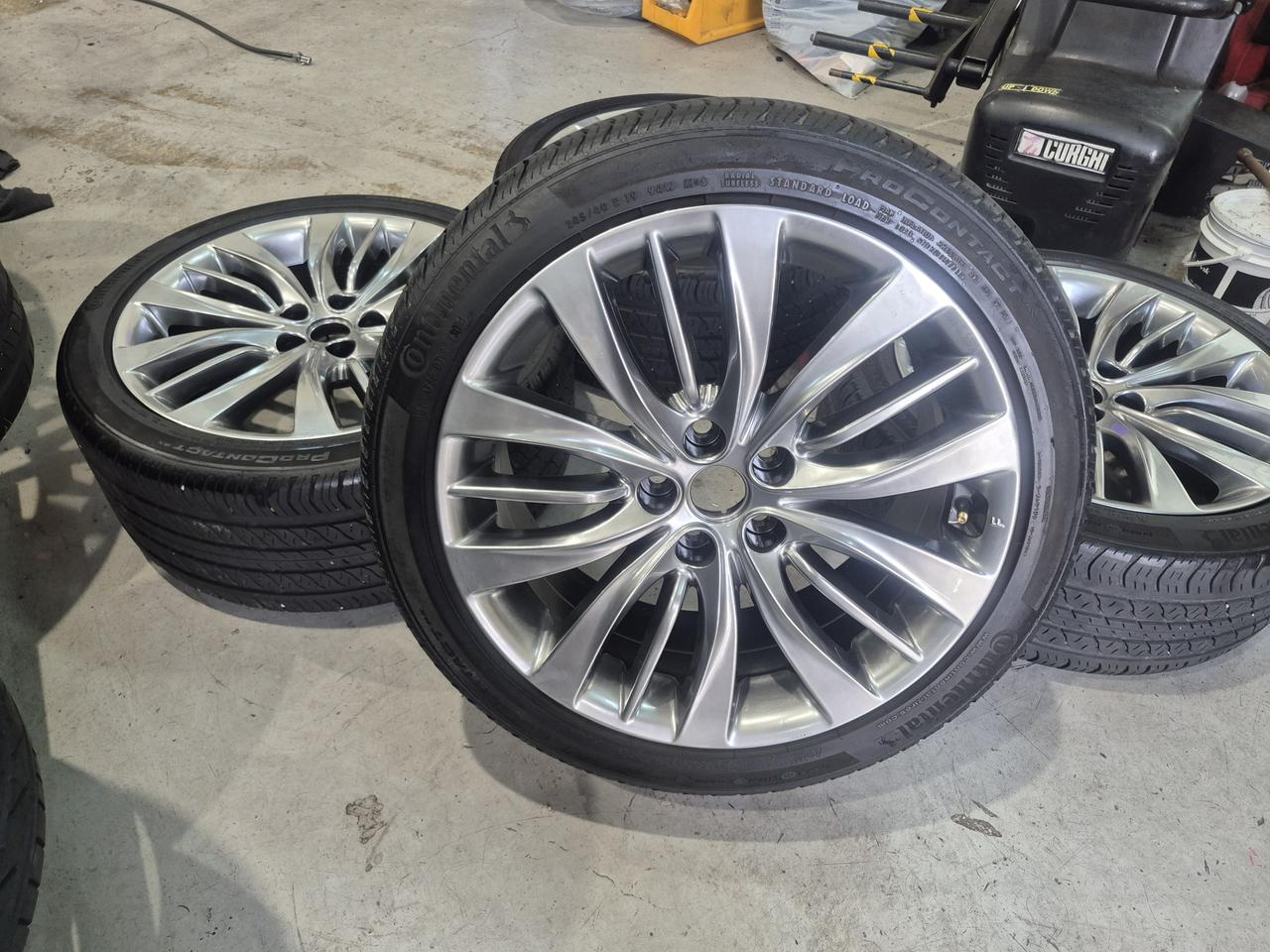 제네시스DH 19인치휠타이어